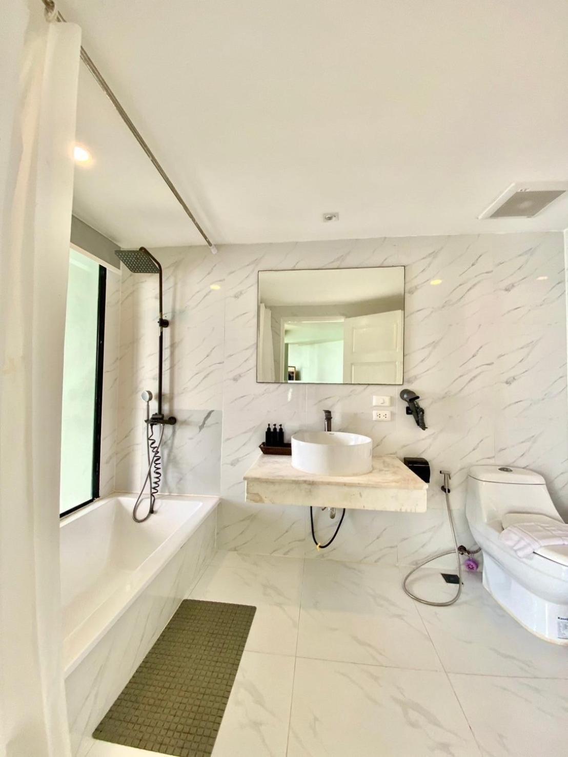 Patong Sunset Villa Phuket Ngoại thất bức ảnh