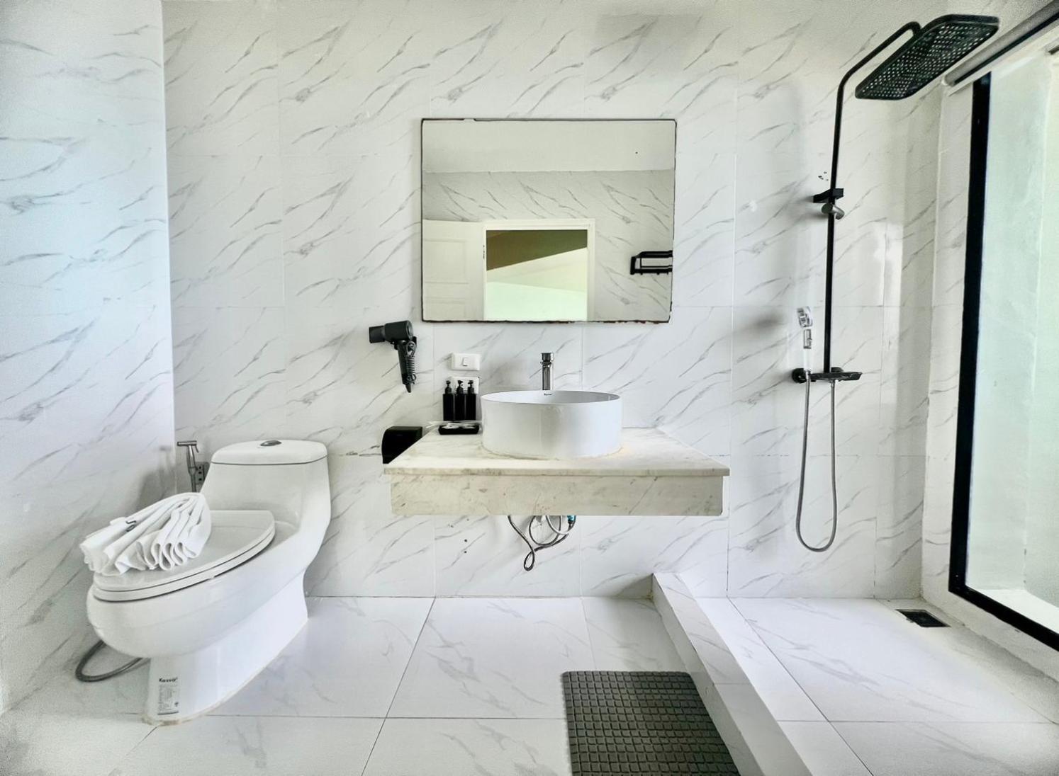 Patong Sunset Villa Phuket Ngoại thất bức ảnh
